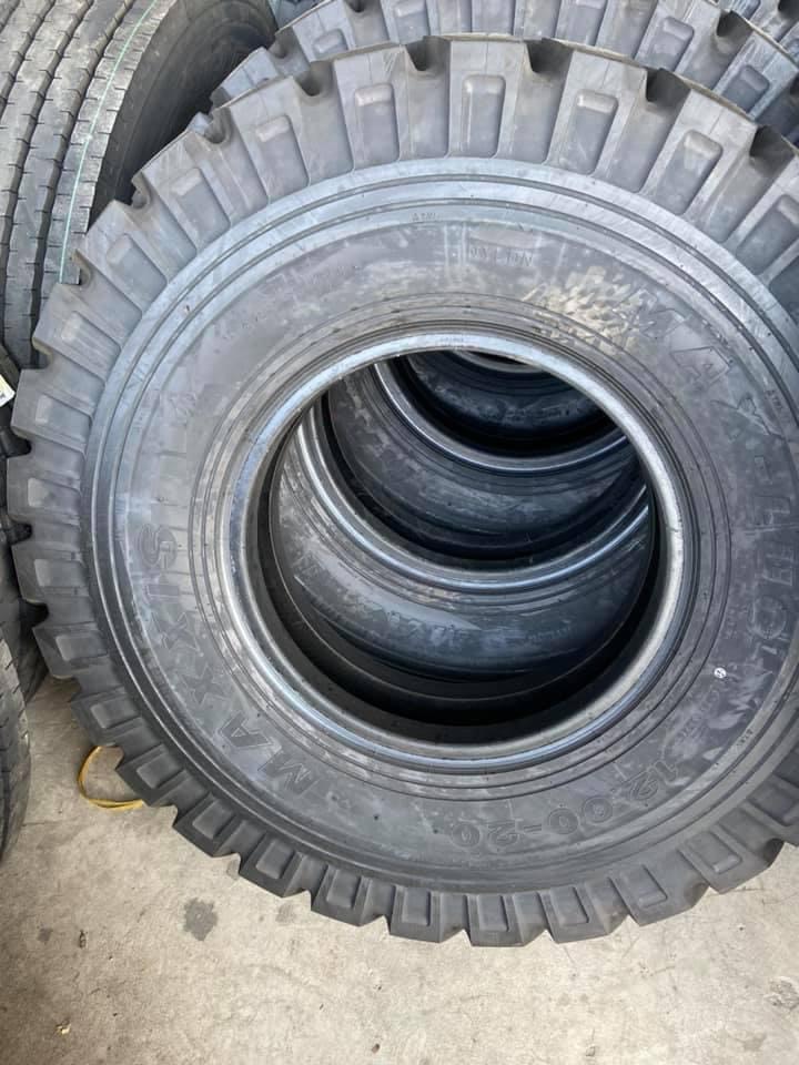 TỔNG KHO LỐP XE Ô TÔ CHUYÊN CHẠY CẢNG, CÔNG TRÌNH GIÁ RẺ TẠI BÌNH DƯƠNG